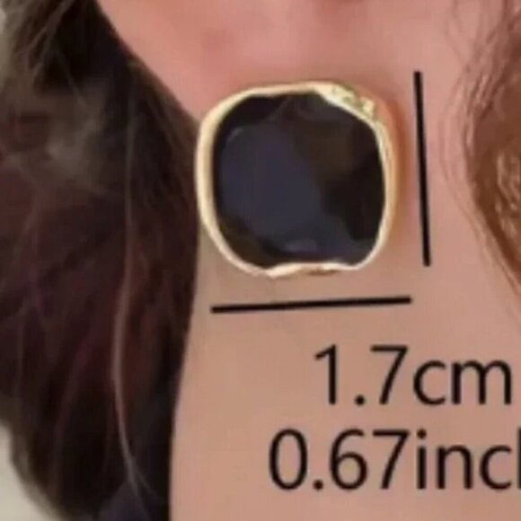 Women's Black Versatile Geometric Square Earrings with Gold Outline - Picture 5 of 8